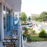Хотел Persani