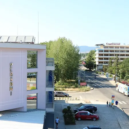 Persani Hotel-free Parking Хотел 2*
