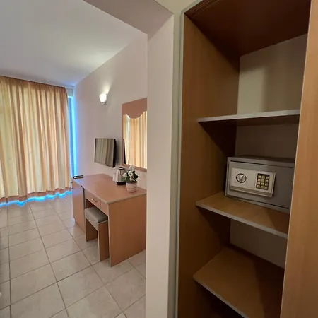 Hotel Persani Sunny