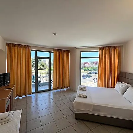 Persani Sunny Hotel Sluneční pobřeží